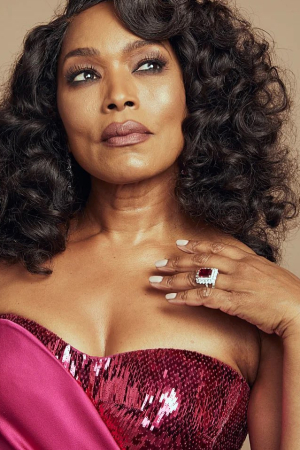 Profil Angela Bassett