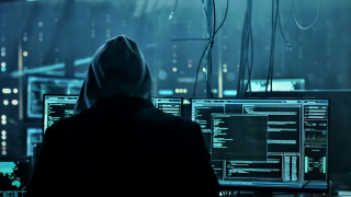 9 Rekomendasi Film Tentang Hacker Terbaru 2024 yang Seru dan Menegangkan Beserta Sinopsisnya