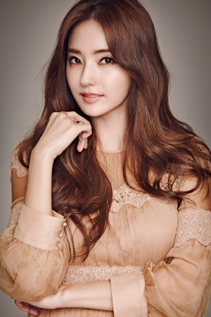 Han Chae Young