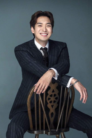 Jung Gyu Woon